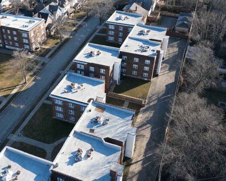 More Photos Of 118-148 N Lawn Ave, Kansas City Apartments For Sale