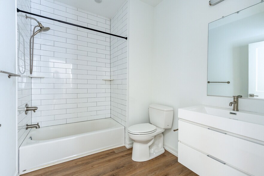 More Photos Of 2616 W Girard Ave, Philadelphia Apartments For Sale