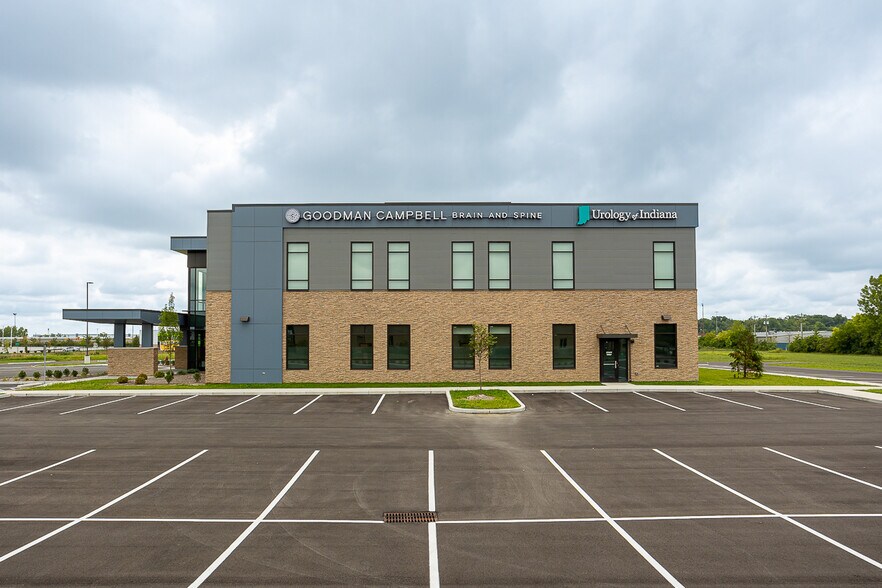 More Photos Of 120 Avon Marketplace, Avon Medical For Lease