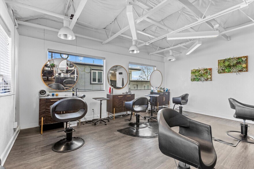 More Photos Of 123 Mt Rose St, Reno General Retail For Sale