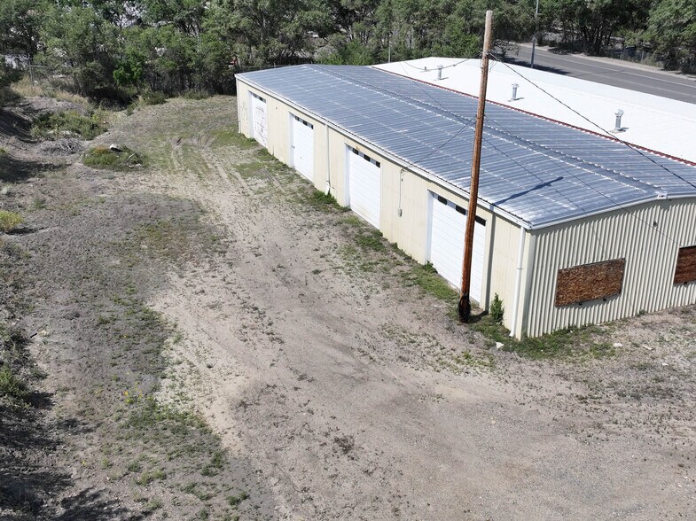 More Photos Of 208 Canyon Dr, Raton Flex For Sale