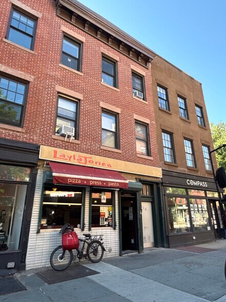 Primary Photo Of 214 Court St, Brooklyn Storefront Retail Residential For Lease