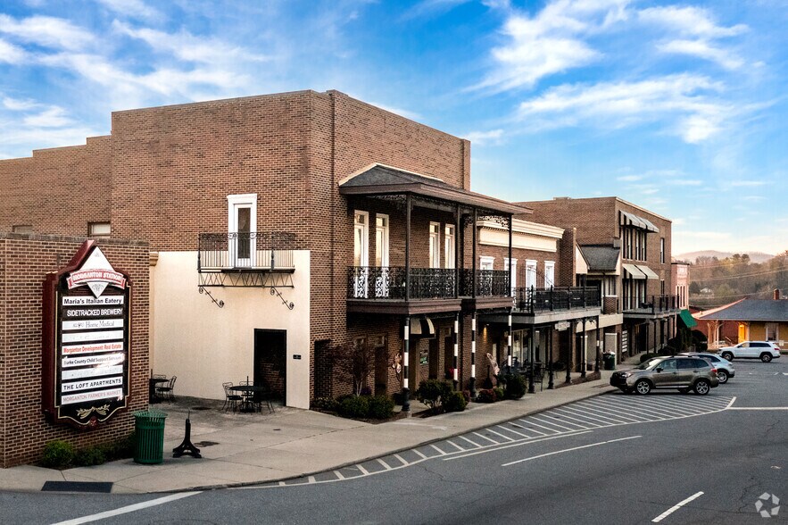 More Photos Of 601 S Green St, Morganton Unknown For Lease