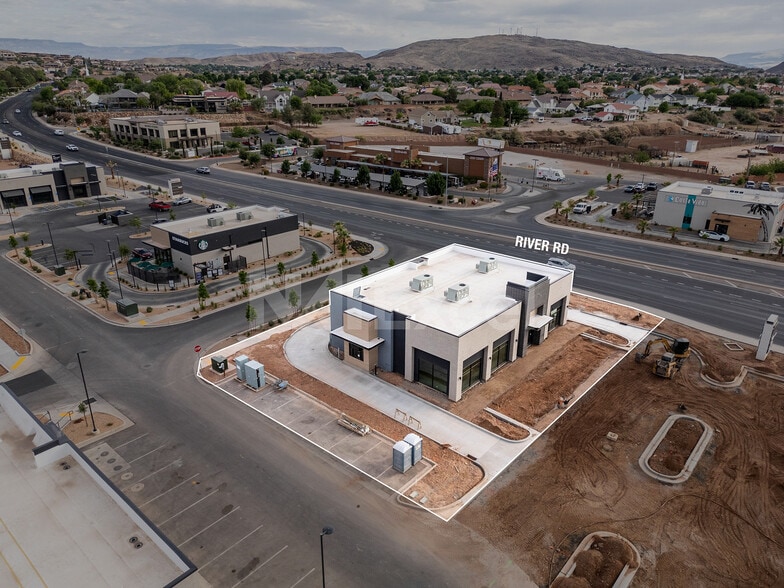 More Photos Of 1491 S River Rd, St George Restaurant For Sale