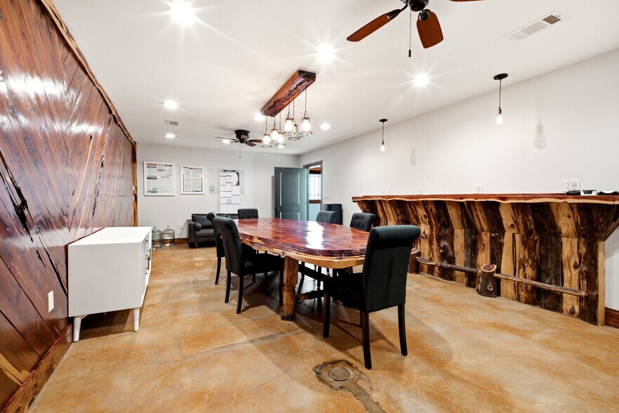More Photos Of 55 Heritage Rd, Gordonville Office Residential For Sale