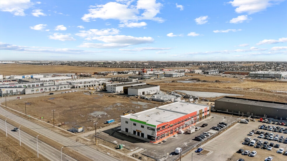 More Photos Of 10680 36 St NE, Calgary Distribution For Sale