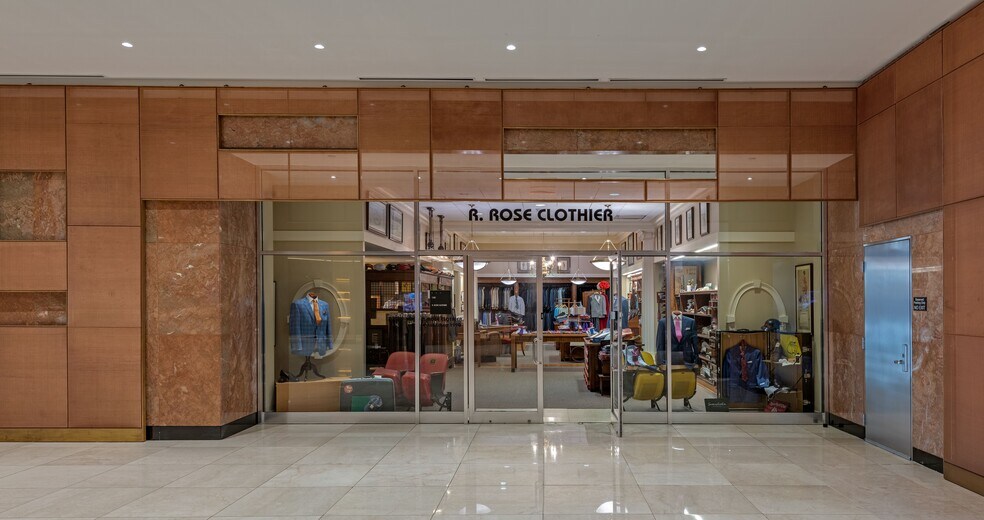 More Photos Of 919 Milam St, Houston Office For Sale