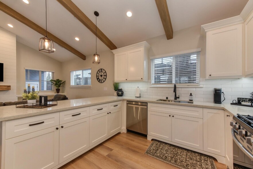 More Photos Of 908 Bidwell St, Folsom Multifamily For Sale