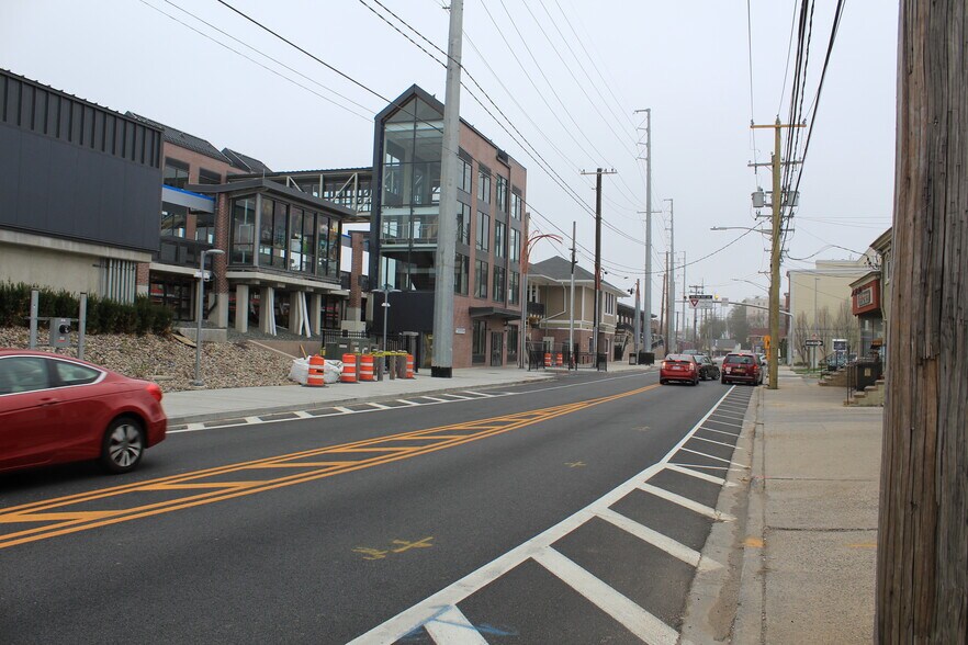 More Photos Of 349 Union Ave, Westbury Warehouse For Lease