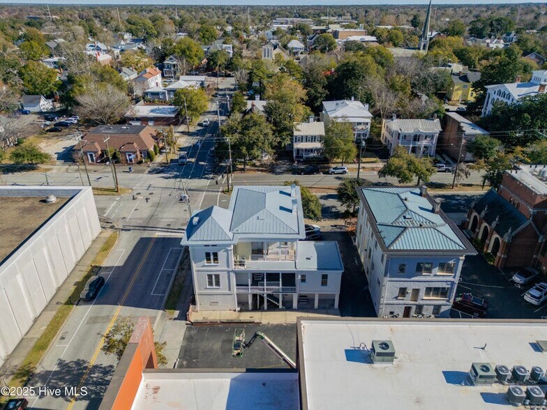 More Photos Of 19 N 5th Ave, Wilmington Office For Sale