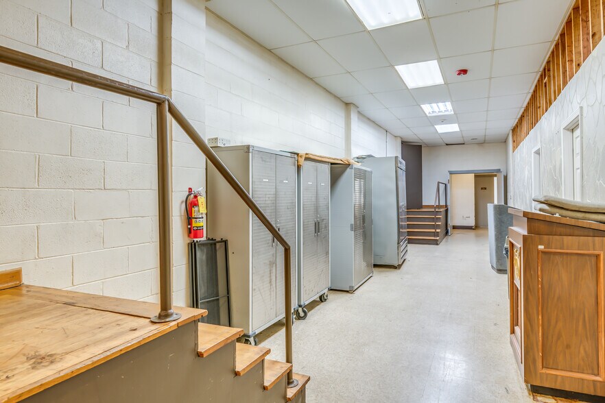 More Photos Of 555 Eastern Blvd, Montgomery Lodge Meeting Hall For Sale