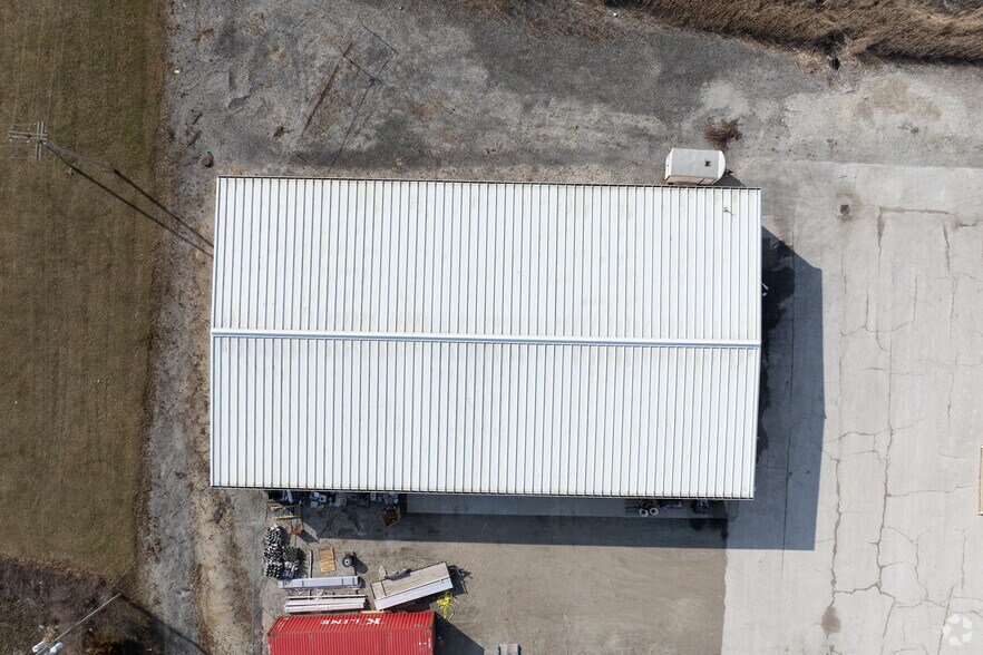 More Photos Of 2959 S US 23, Alvada Light Distribution For Lease