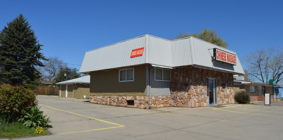 More Photos Of 25 Sheridan Blvd, Lakewood Freestanding For Sale