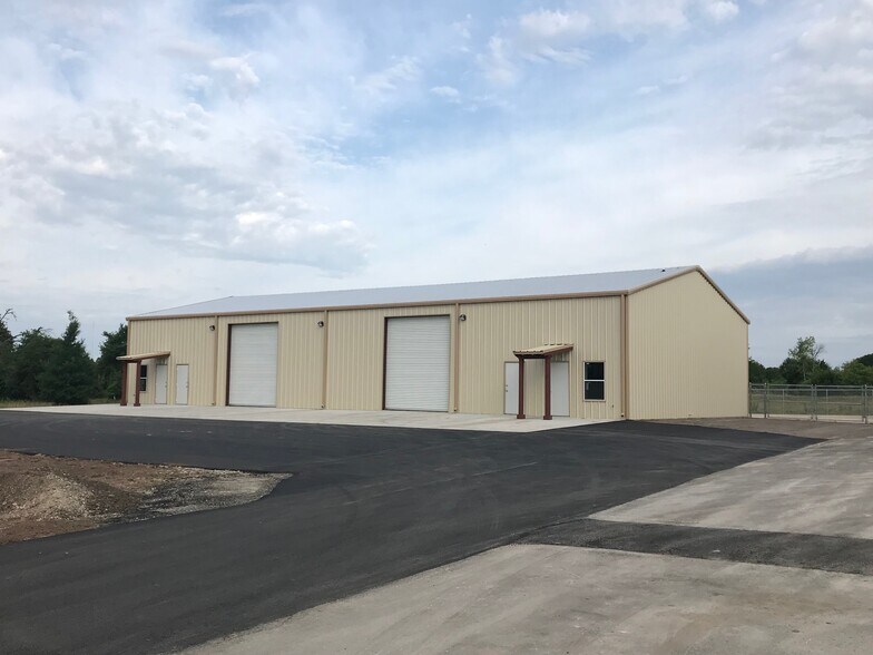 More Photos Of 12948 Tonkaway Lake Rd, College Station Unknown For Lease