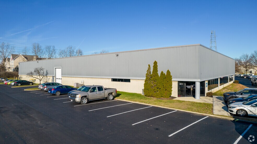 More Photos Of 530 Lakeview Plaza Blvd, Worthington Warehouse For Lease