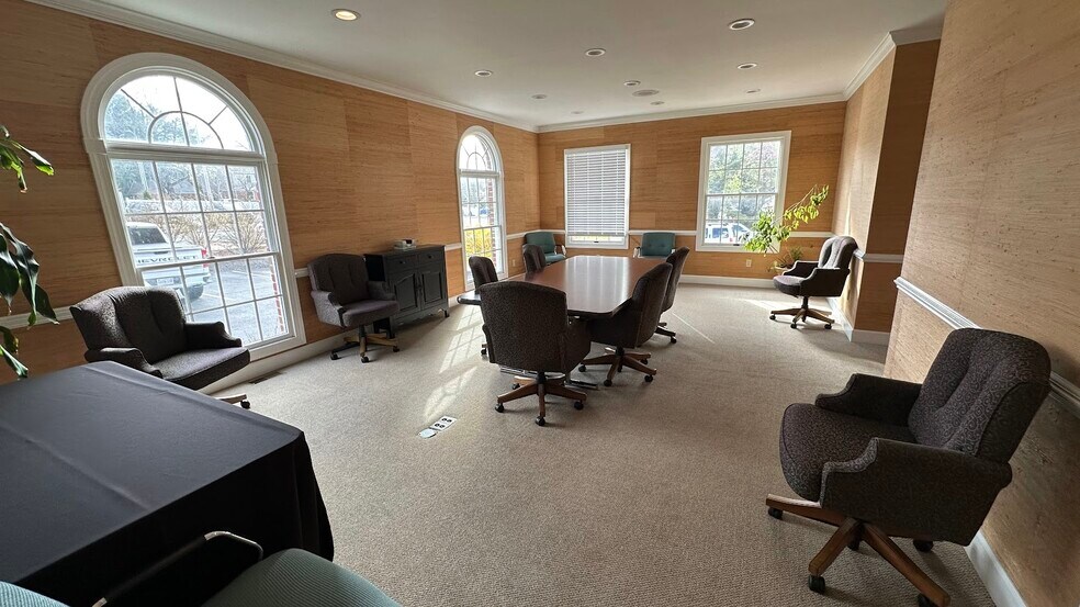 More Photos Of 201 Church St SE, Blacksburg Office Residential For Lease