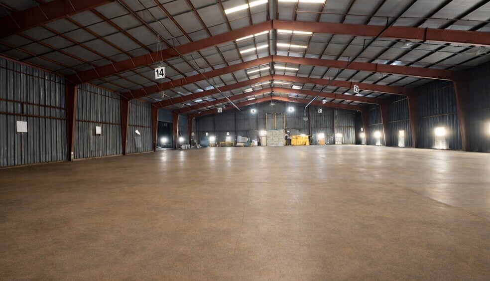 More Photos Of 1207 Gordon Ave, Richmond Warehouse For Lease