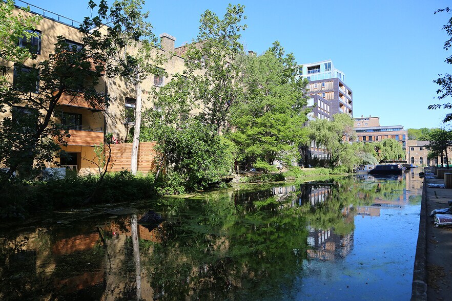 1721 Wenlock Rd, London, LND N1 7SL Office