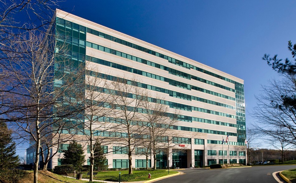 More Photos Of 12601 Fair Lakes Cir, Fairfax Office For Lease
