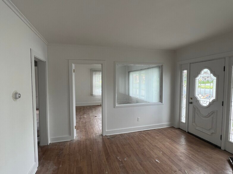 More Photos Of 588 US Highway 46, Fairfield Medical For Sale