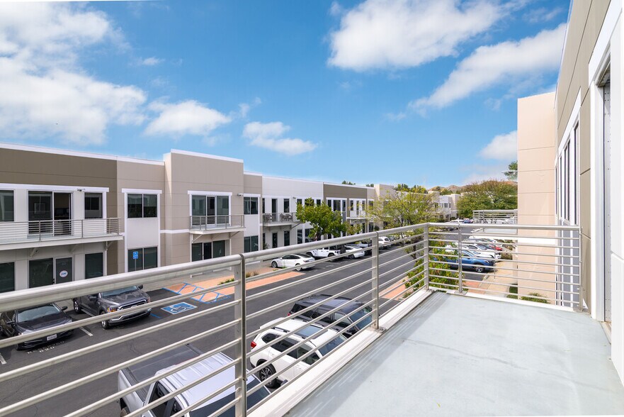 More Photos Of 28348 Constellation Rd, Valencia Warehouse For Sale