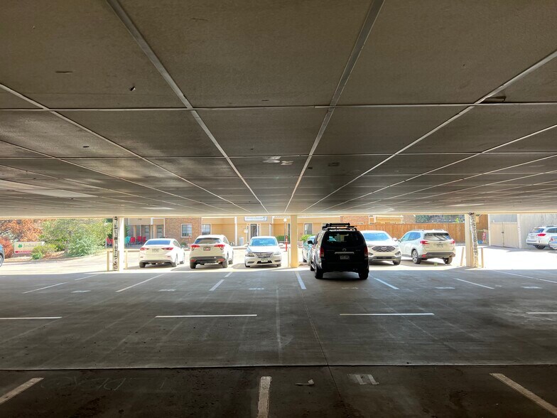 More Photos Of 8210-8236 S Holly St, Centennial Unknown For Lease