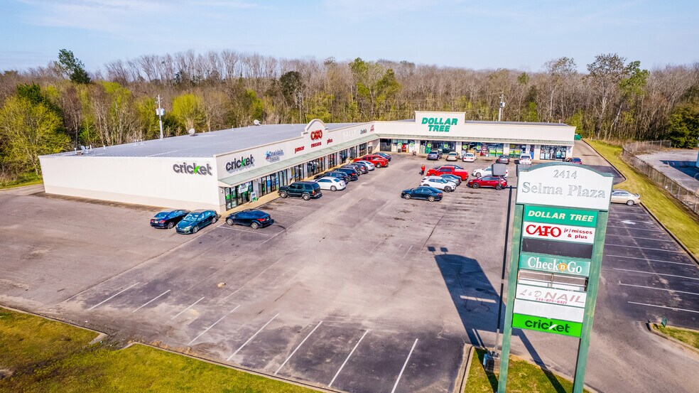 More Photos Of 2414 Kimble Ave, Selma General Retail For Sale