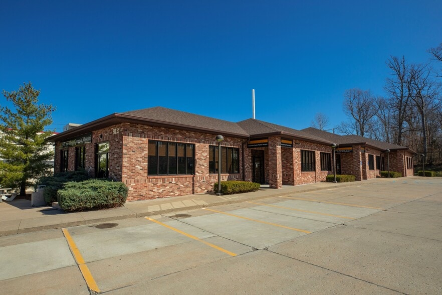 More Photos Of 303 N Keene St, Columbia Unknown For Lease