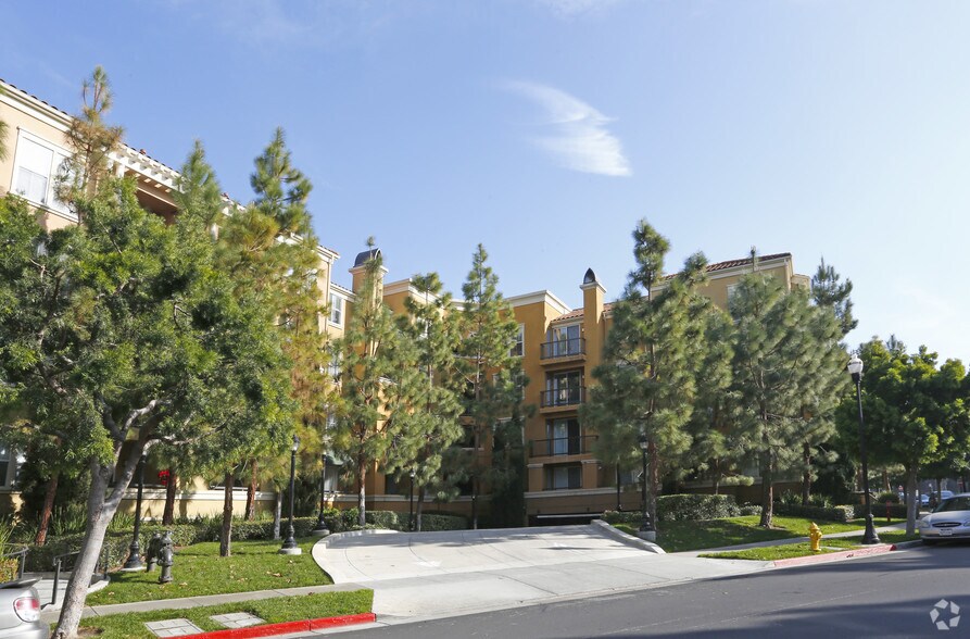 More Photos Of 39 Rio Robles E, San Jose Apartments For Lease