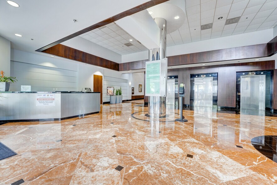 More Photos Of 2455 E Sunrise Blvd, Fort Lauderdale Loft Creative Space For Sale