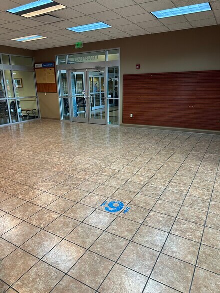 More Photos Of 165 Natchez Trace Ave, Bowling Green Medical For Lease