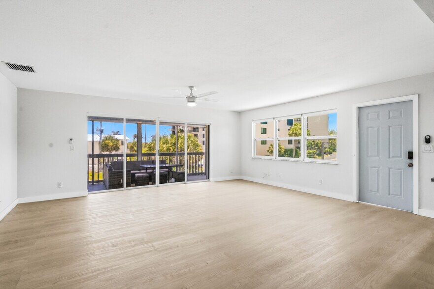 More Photos Of 741 Hernando St, Fort Pierce Multifamily For Sale