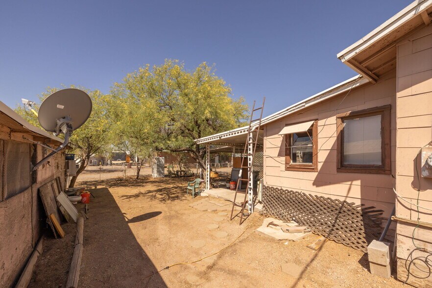 More Photos Of 15775 E US Highway 60, Gold Canyon Land For Sale