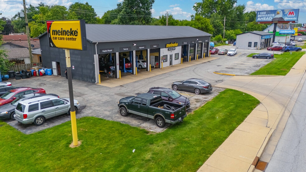 Primary Photo Of 5323 W 38th St, Indianapolis Auto Repair For Sale