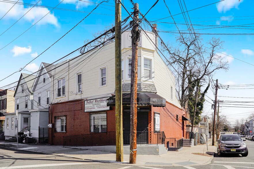 Primary Photo Of 63-65 Pierce Street, Newark Office Residential For Sale