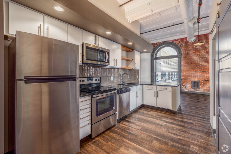 More Photos Of 619 E William St, Wichita Apartments For Sale