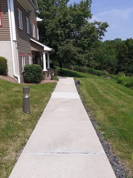 More Photos Of 1460 Route 17M, Chester Medical For Lease