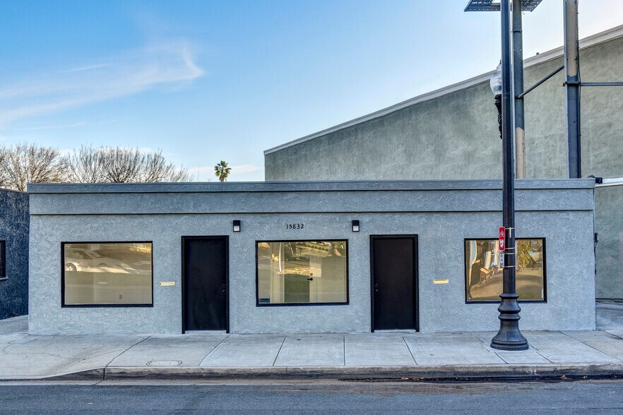 More Photos Of 15832 Whittier Blvd, Whittier Loft Creative Space For Lease