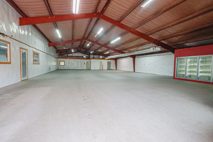 More Photos Of 4307 Highway 270 E, Mount Ida Flex For Sale