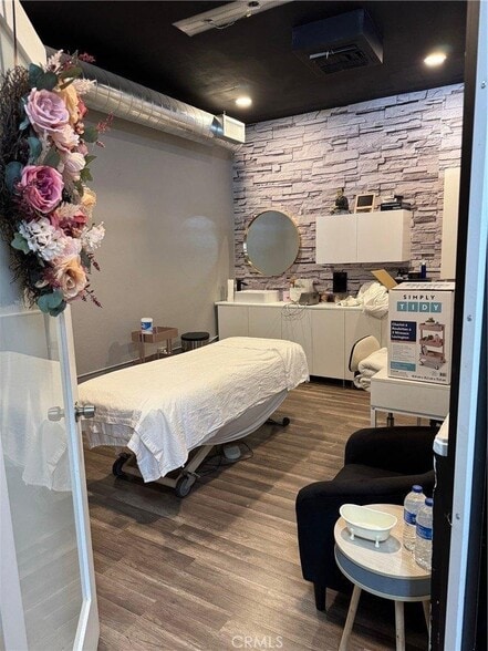 More Photos Of 250 S Glendora Ave, West Covina Freestanding For Sale