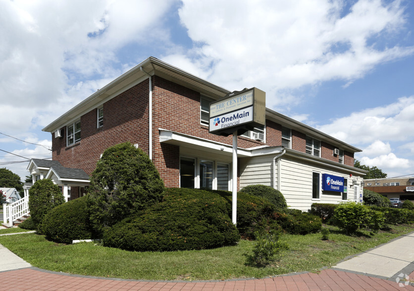 Primary Photo Of 1585 Morris Ave, Union Medical For Lease