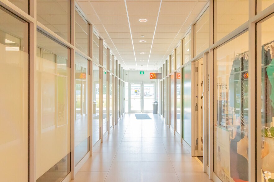 More Photos Of 520 Ellesmere Rd, Toronto Medical For Lease