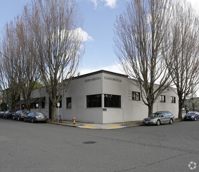 More Photos Of 1800 NE 2nd Ave, Portland Medical For Lease
