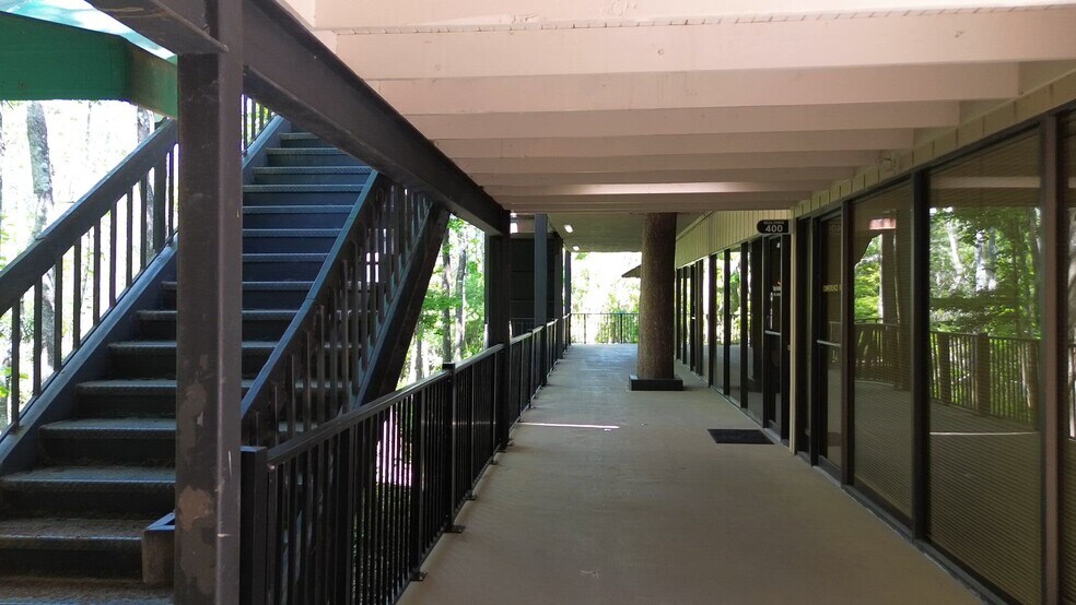 Primary Photo Of 2301 Park Ave, Orange Park Medical For Lease