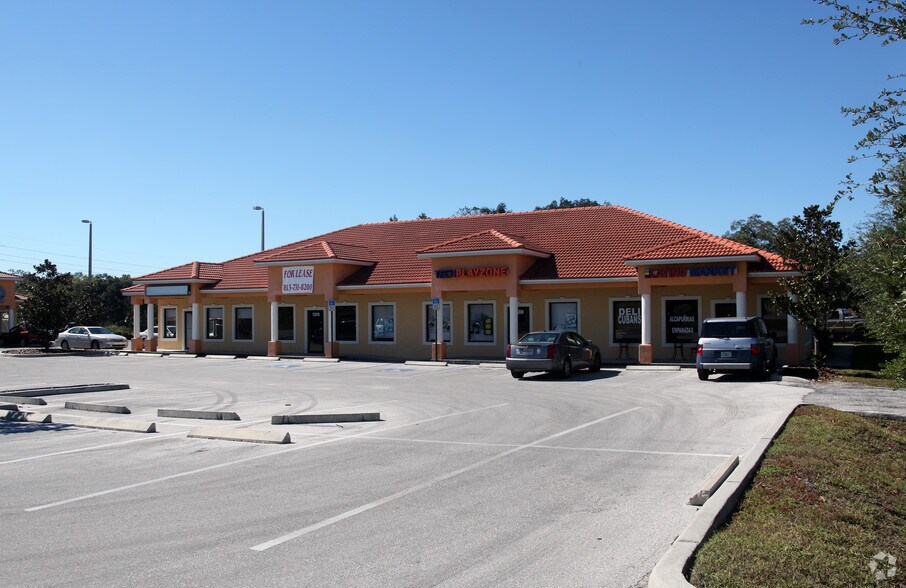 More Photos Of 13206-13208 Boyette Rd, Riverview General Retail For Lease