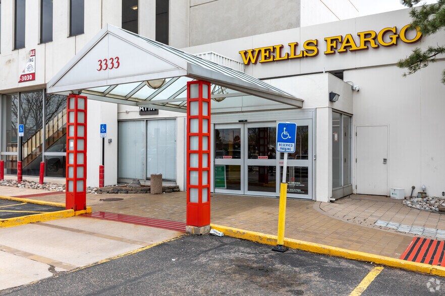 More Photos Of 3333 S Bannock St, Englewood Office For Lease