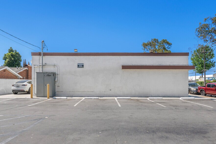 More Photos Of 1960 Santa Fe Ave, Long Beach Convenience Store For Sale
