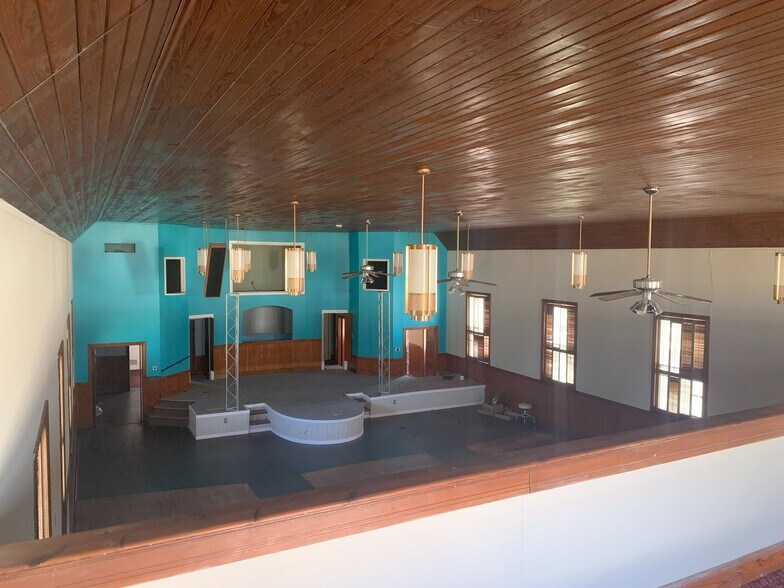 More Photos Of 508 82nd St N, Birmingham Religious Facility For Sale