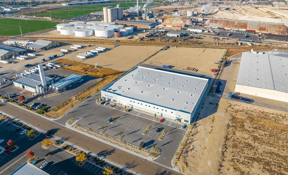 More Photos Of 16245 Norco Way, Nampa Manufacturing For Sale