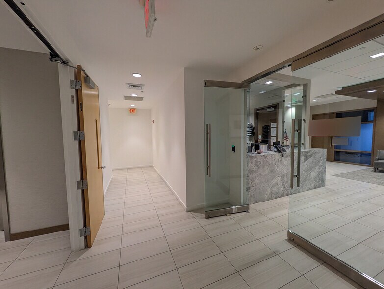 More Photos Of 2980 NE 207th St, Aventura Office Residential For Lease